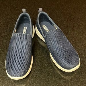 (NEW) SKECHERS Go Walk Joy Goga Max